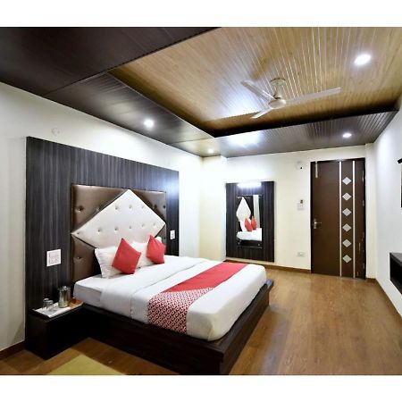 Hotel Dalhousie Grand Banikhet Екстериор снимка
