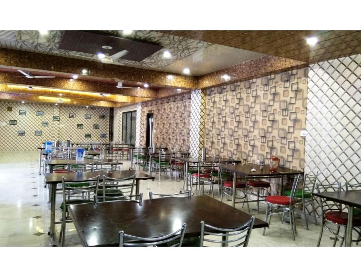 Hotel Dalhousie Grand Banikhet Екстериор снимка