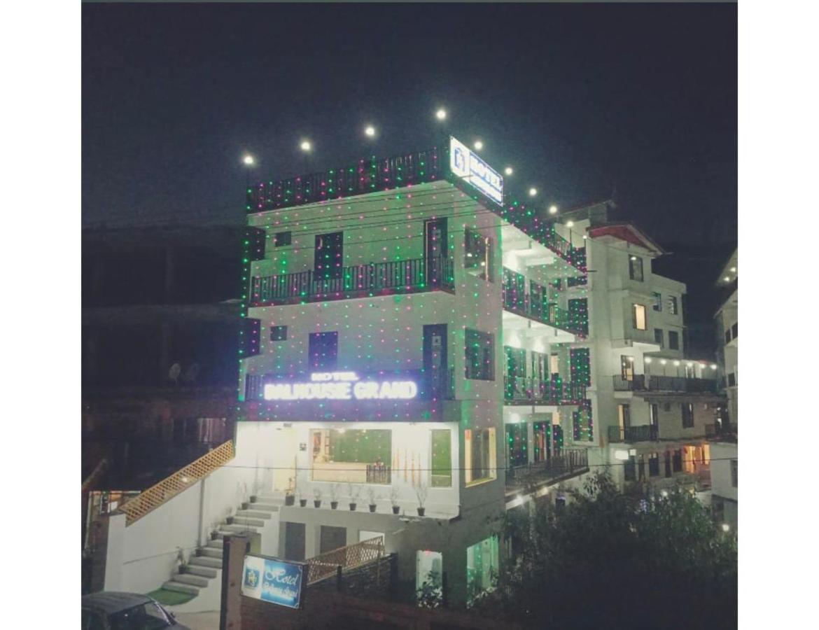 Hotel Dalhousie Grand Banikhet Екстериор снимка